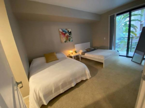 2 bedroom Apt in LA by Universal Studios